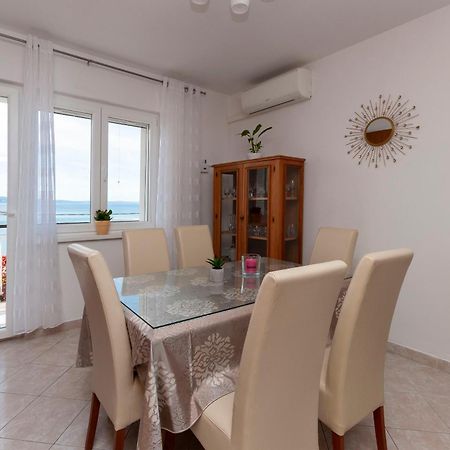 Apartment And Rooms Tatjana Omiš Eksteriør billede