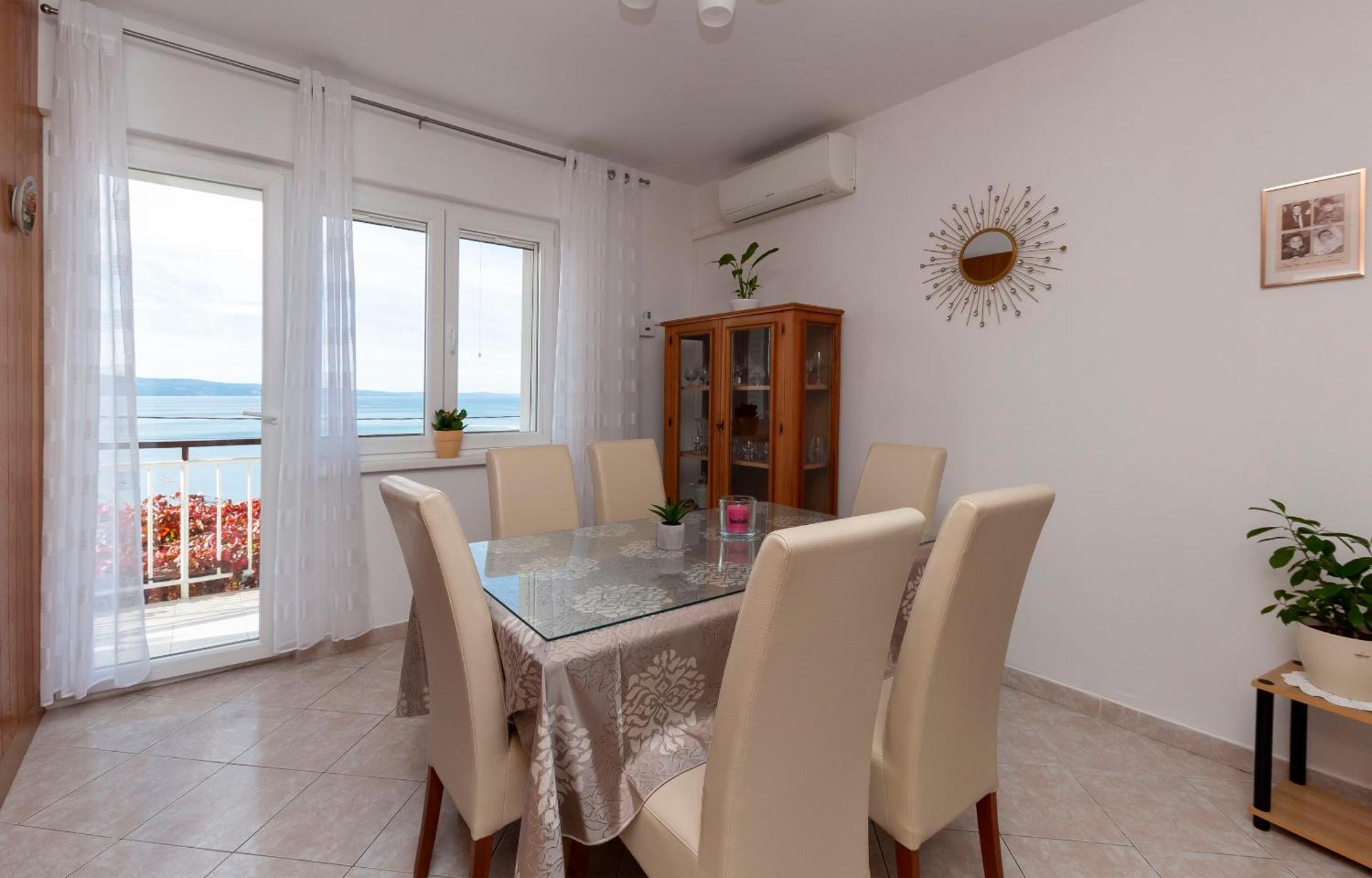 Apartment And Rooms Tatjana Omiš Eksteriør billede
