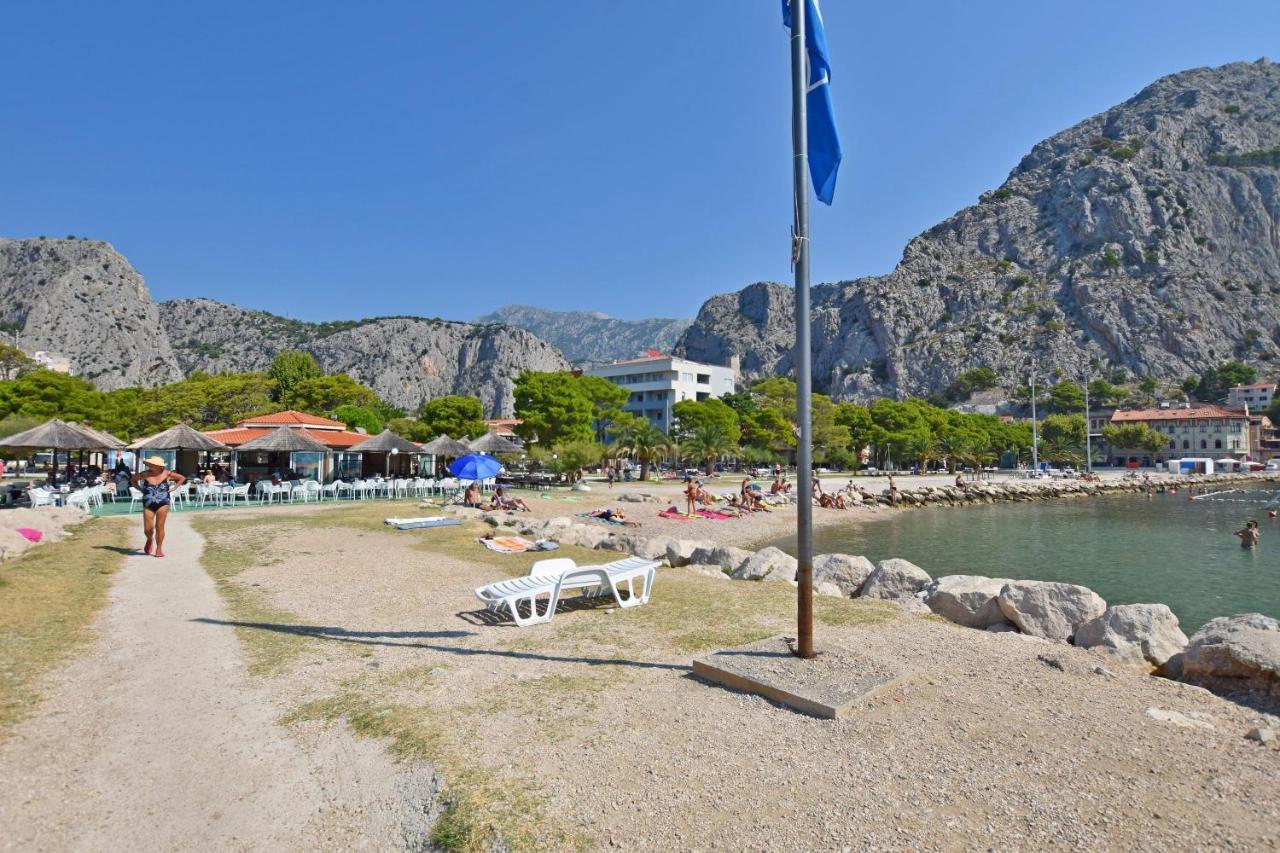 Apartment And Rooms Tatjana Omiš Eksteriør billede