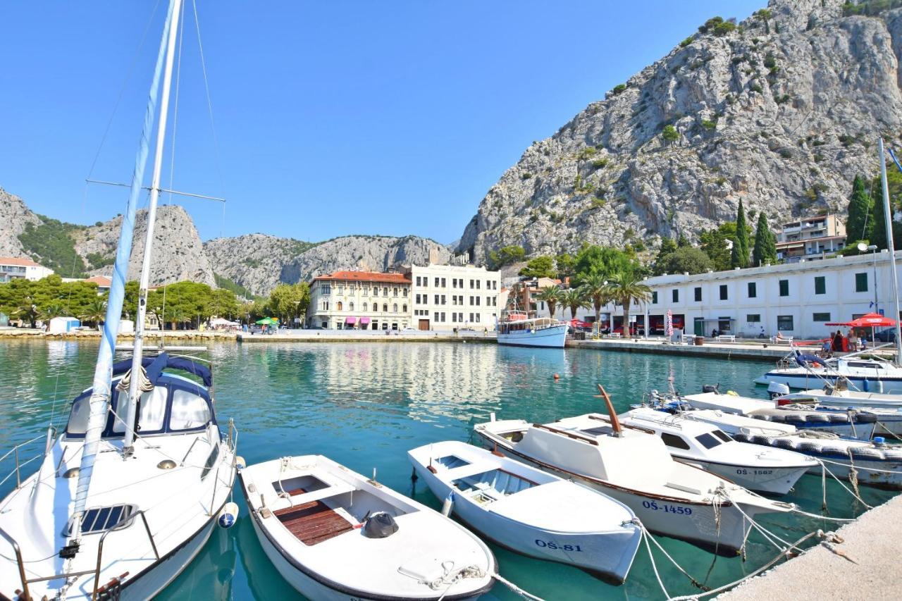 Apartment And Rooms Tatjana Omiš Eksteriør billede
