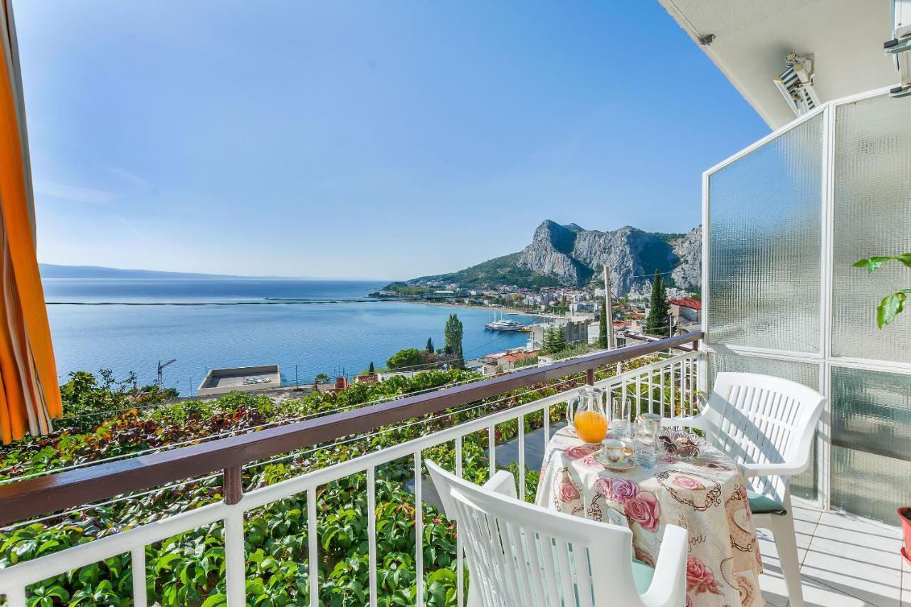 Apartment And Rooms Tatjana Omiš Eksteriør billede